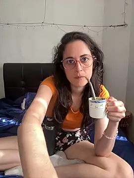Lunaabbey online show from May 30, 2026, 7:36 am