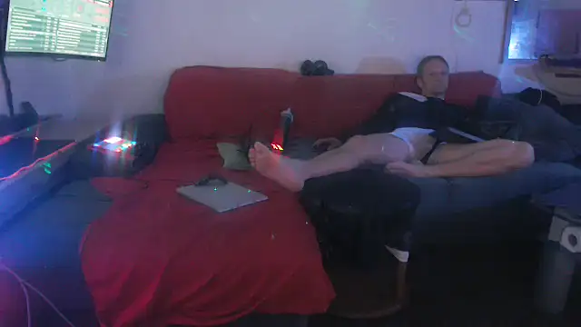 Snapshot of davidgntxxxxx chatting on April 9, 2026, 5:52 pm davidgntxxxxx online show from April 9, 2026, 5:52 pm