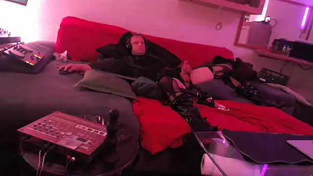 Snapshot of davidgntxxxxx chatting on March 21, 2026, 8:19 am davidgntxxxxx online show from March 21, 2026, 8:19 am