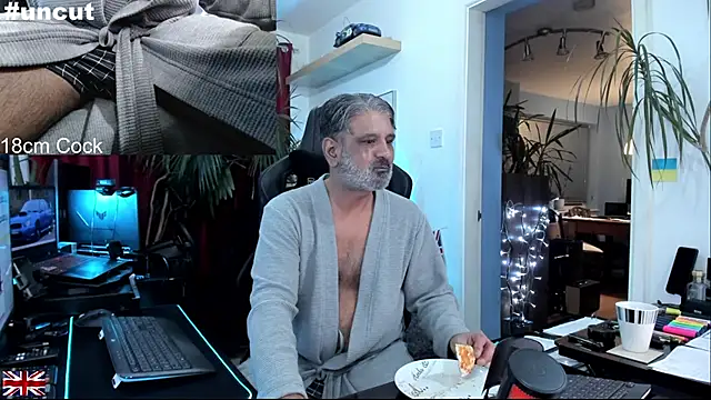 OnlineBossUK online show from November 6, 2025, 5:28 pm