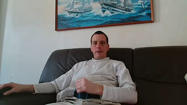 Snapshot of cloupefun chatting on January 15, 2026, 12:41 pm cloupefun online show from January 15, 2026, 12:41 pm