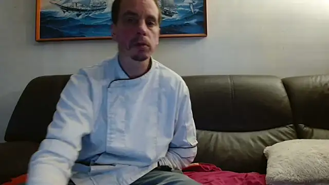 Snapshot of cloupefun chatting on February 12, 2026, 7:30 am cloupefun online show from February 12, 2026, 7:30 am