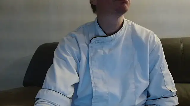 Snapshot of cloupefun chatting on November 28, 2025, 7:30 am cloupefun online show from November 28, 2025, 7:30 am