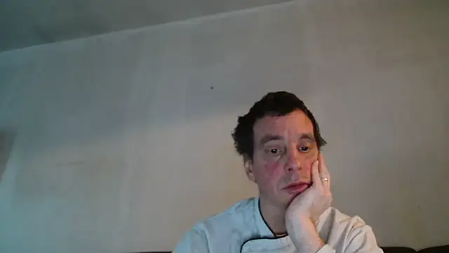 Snapshot of cloupefun chatting on November 26, 2025, 7:30 am cloupefun online show from November 26, 2025, 7:30 am