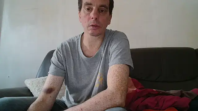 Snapshot of cloupefun chatting on November 13, 2025, 7:45 am cloupefun online show from November 13, 2025, 7:45 am