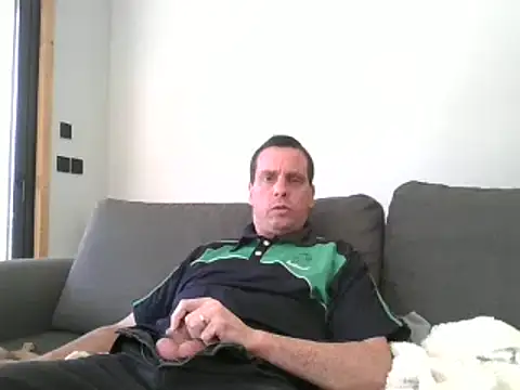 Snapshot of cloupefun chatting on March 18, 2025, 1:12 pm cloupefun online show from March 18, 2025, 1:12 pm