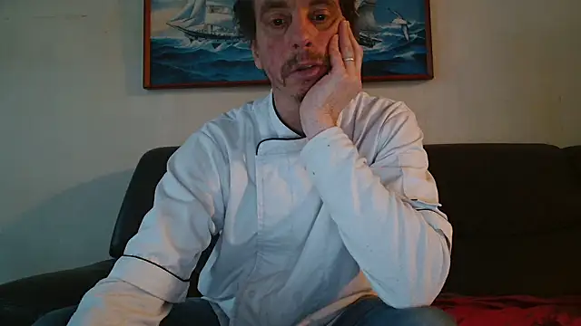 Snapshot of cloupefun chatting on January 6, 2026, 8:29 am cloupefun online show from January 6, 2026, 8:29 am