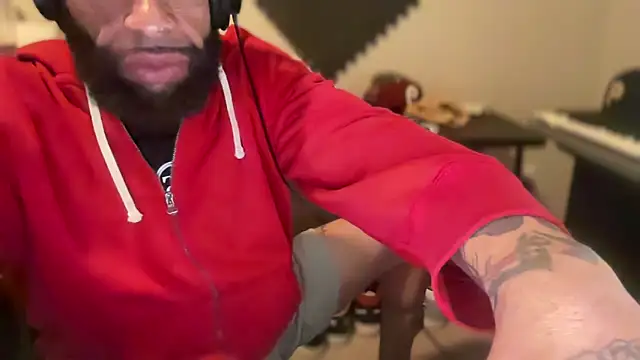 ANAKONDA KIING online show from December 26, 2024, 6:30 am