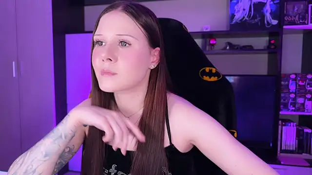 jasminevine online show from February 7, 2026, 9:50 am