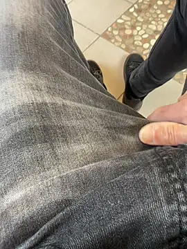 Snapshot of buodiculo chatting on March 1, 2026, 10:15 am buodiculo online show from March 1, 2026, 10:15 am