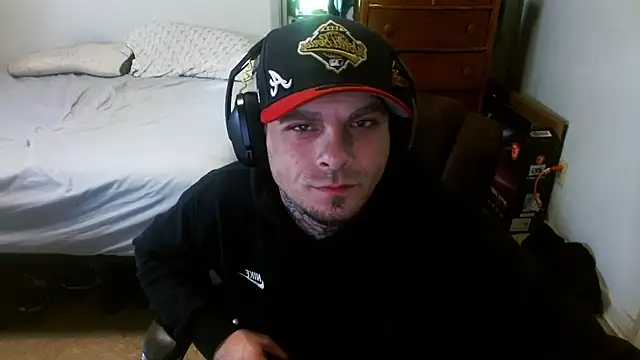 Snapshot of DADDY_KANE8--- chatting on April 19, 2026, 3:13 pm DADDY KANE8--- online show from April 19, 2026, 3:13 pm
