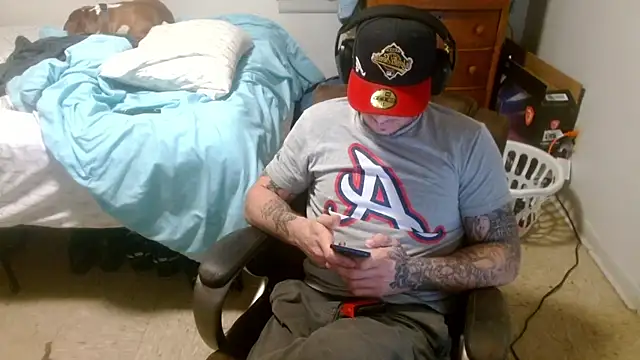 Snapshot of DADDY_KANE8--- chatting on April 5, 2026, 8:32 am DADDY KANE8--- online show from April 5, 2026, 8:32 am