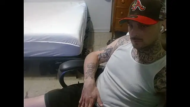 Snapshot of DADDY_KANE8--- chatting on May 27, 2026, 11:23 pm DADDY KANE8--- online show from May 27, 2026, 11:23 pm