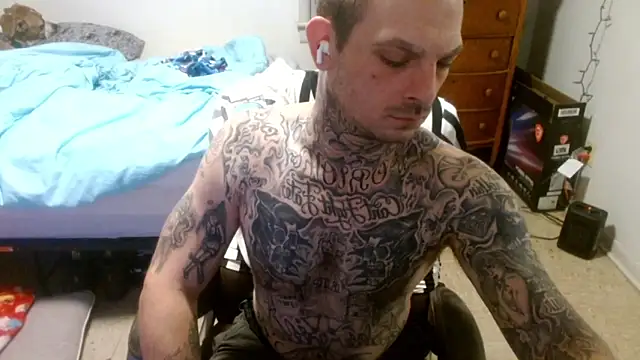 Snapshot of DADDY_KANE8--- chatting on May 16, 2026, 10:25 am DADDY KANE8--- online show from May 16, 2026, 10:25 am