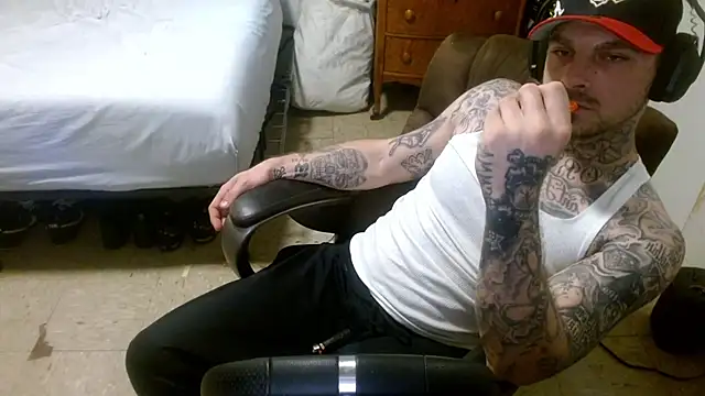 Snapshot of DADDY_KANE8--- chatting on April 16, 2026, 11:07 pm DADDY KANE8--- online show from April 16, 2026, 11:07 pm
