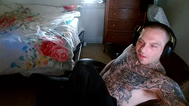 Snapshot of DADDY_KANE8--- chatting on March 27, 2026, 3:24 pm DADDY KANE8--- online show from March 27, 2026, 3:24 pm