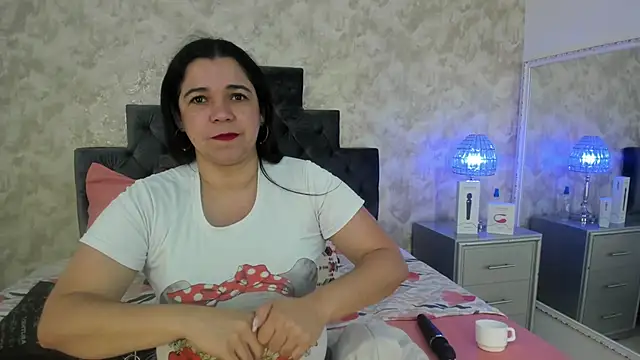 Snapshot of elizabeth_coleman chatting on October 29, 2025, 8:52 pm elizabeth coleman online show from October 29, 2025, 8:52 pm