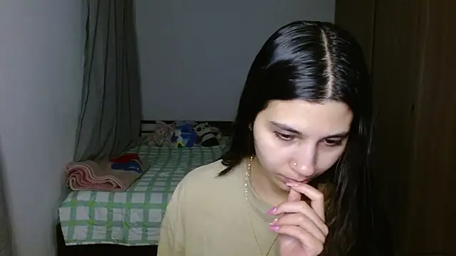 Snapshot of mia__lopez_ chatting on October 17, 2025, 1:31 am mia lopez online show from October 17, 2025, 1:31 am