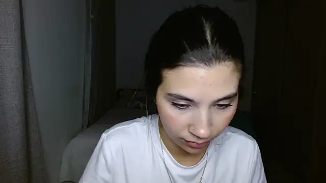 Snapshot of mia__lopez_ chatting on November 15, 2025, 1:20 am mia lopez online show from November 15, 2025, 1:20 am