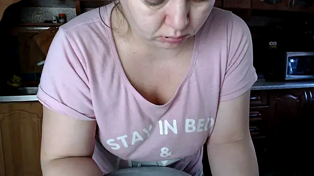 Snapshot of uliastar chatting on January 10, 2026, 7:04 am uliastar online show from January 10, 2026, 7:04 am