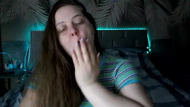 Snapshot of uliastar chatting on March 22, 2026, 11:23 am uliastar online show from March 22, 2026, 11:23 am