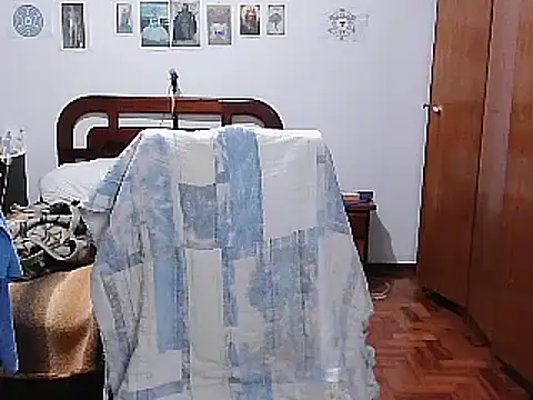 LauraVicttoria361215 online show from February 20, 2025, 2:51 am