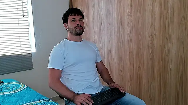 alexman fuck online show from March 26, 2026, 6:06 pm