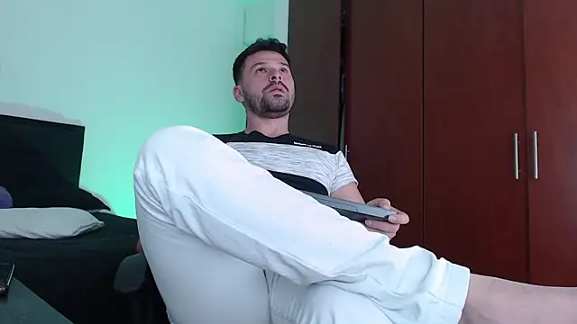 alexman fuck online show from December 12, 2024, 11:58 pm