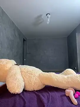 FionaLaNice online show from March 12, 2025, 9:13 pm