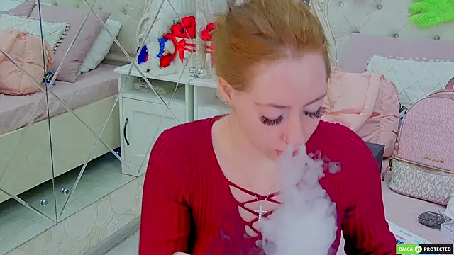 TinaBrook online show from December 22, 2025, 3:39 am