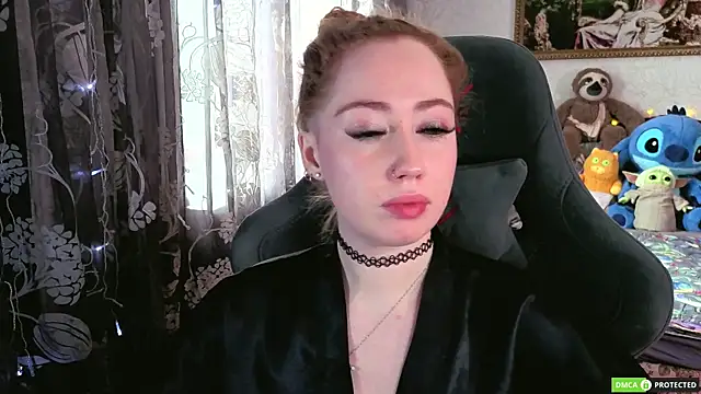 Snapshot of TinaBrook chatting on April 27, 2026, 5:16 am TinaBrook online show from April 27, 2026, 5:16 am