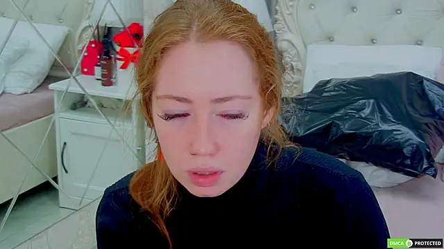 TinaBrook online show from November 5, 2025, 3:09 am