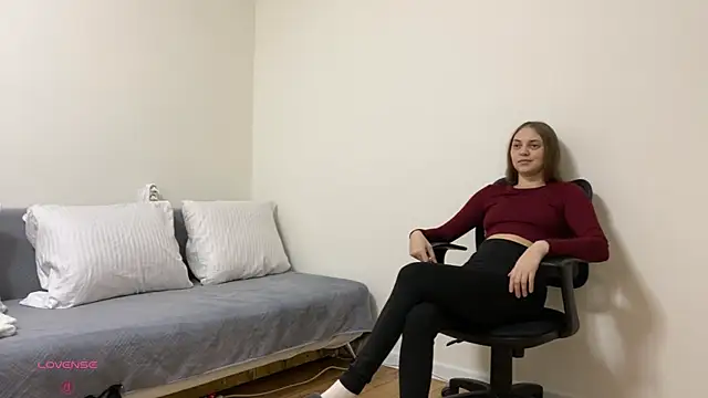 Snapshot of SunriseGuys chatting on February 14, 2026, 1:00 pm SunriseGuys online show from February 14, 2026, 1:00 pm