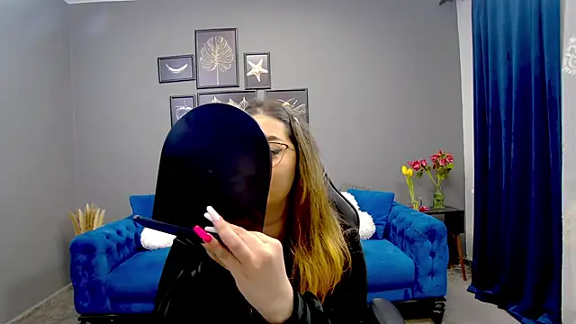 Snapshot of Katewalker_ chatting on March 14, 2025, 5:46 pm Katewalker online show from March 14, 2025, 5:46 pm