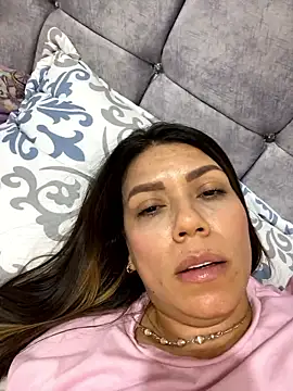 martina contreras online show from January 12, 2026, 3:57 am