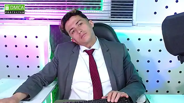 Snapshot of Darko0717 chatting on October 11, 2025, 11:22 am Darko0717 online show from October 11, 2025, 11:22 am