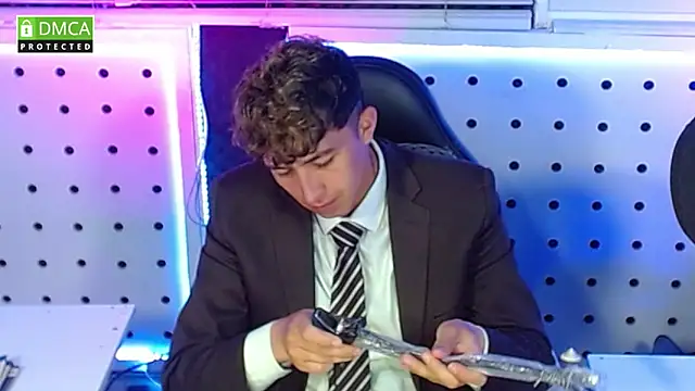 Snapshot of Darko0717 chatting on October 6, 2025, 10:16 am Darko0717 online show from October 6, 2025, 10:16 am