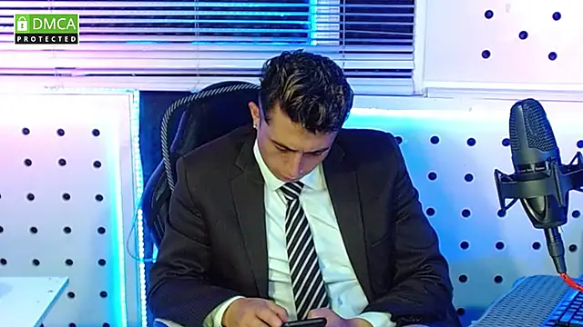 Snapshot of Darko0717 chatting on October 24, 2025, 2:05 pm Darko0717 online show from October 24, 2025, 2:05 pm