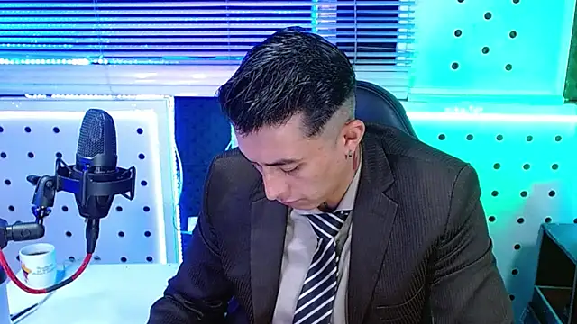 Snapshot of Darko0717 chatting on January 7, 2026, 3:50 pm Darko0717 online show from January 7, 2026, 3:50 pm