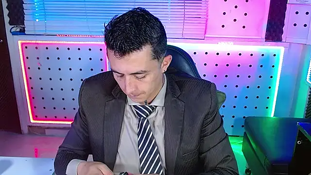 Snapshot of Darko0717 chatting on February 5, 2026, 2:24 pm Darko0717 online show from February 5, 2026, 2:24 pm