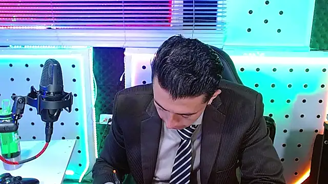 Snapshot of Darko0717 chatting on January 13, 2026, 1:59 pm Darko0717 online show from January 13, 2026, 1:59 pm