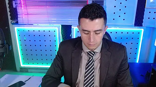 Snapshot of Darko0717 chatting on February 13, 2026, 3:01 pm Darko0717 online show from February 13, 2026, 3:01 pm