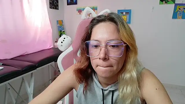 MommyMiaWs online show from January 17, 2026, 5:05 pm