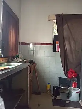 Snapshot of sluttylaura21 chatting on March 26, 2026, 12:47 pm sluttylaura21 online show from March 26, 2026, 12:47 pm