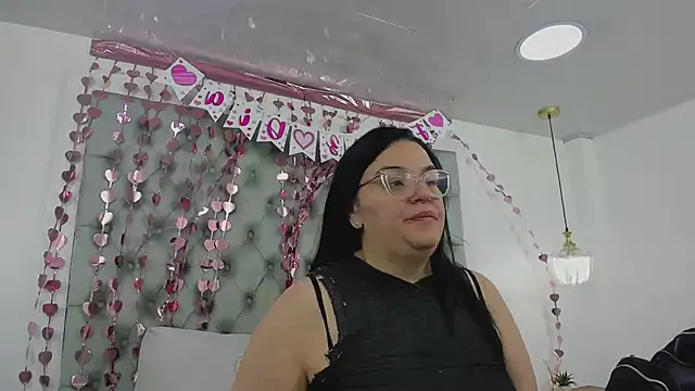 anette cooper online show from February 14, 2026, 3:29 am