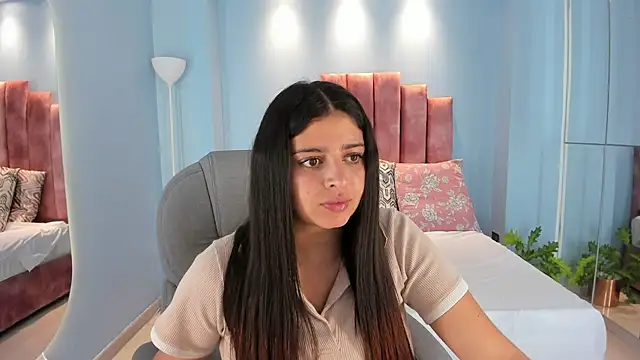 kylie reyes online show from November 18, 2025, 7:39 pm