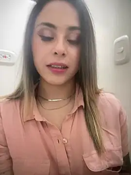 pamelao online show from February 17, 2025, 11:13 am