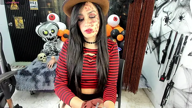 Snapshot of criss_21_ chatting on October 29, 2025, 8:30 pm criss 21 online show from October 29, 2025, 8:30 pm