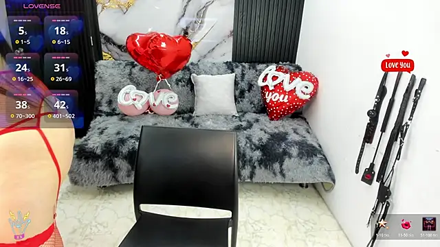 Snapshot of criss_21_ chatting on February 14, 2026, 8:09 pm criss 21 online show from February 14, 2026, 8:09 pm