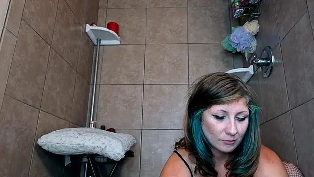 shy college girl online show from October 2, 2025, 9:51 pm